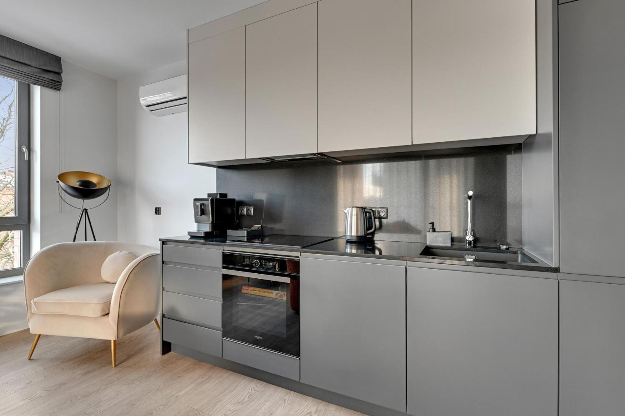 Scala 60K City Center Apartments With Parking By Lion Apartments Gdansk Exterior photo