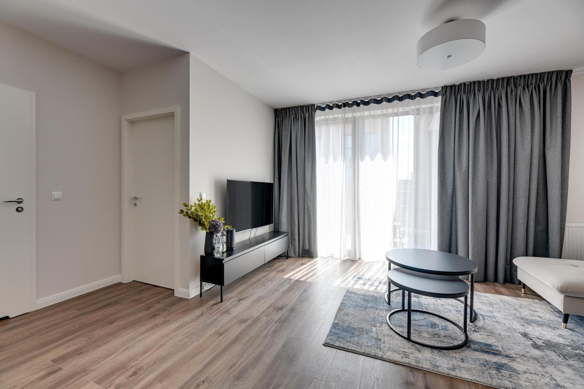 Scala 60K City Center Apartments With Parking By Lion Apartments Gdansk Exterior photo