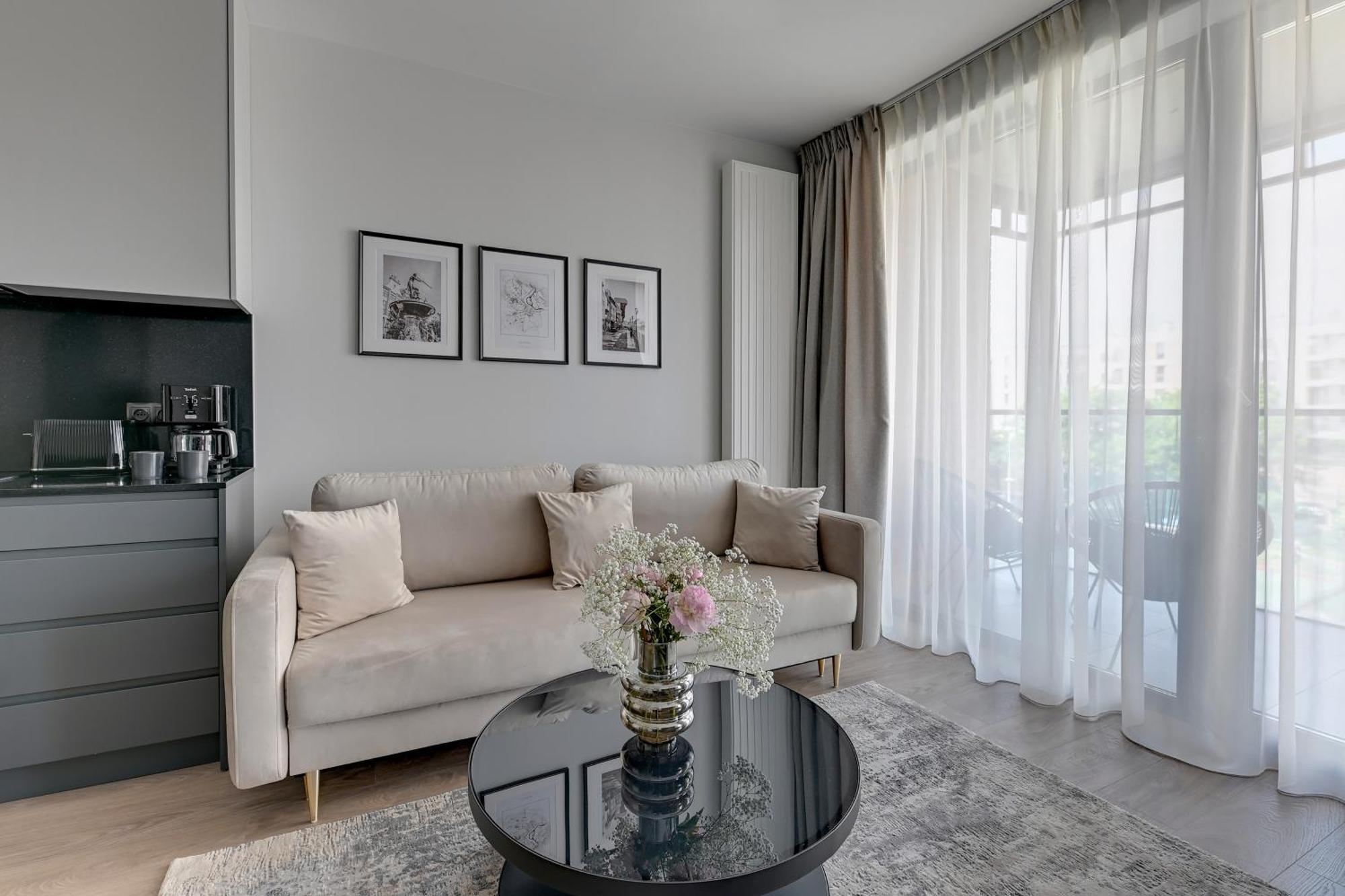 Scala 60K City Center Apartments With Parking By Lion Apartments Gdansk Exterior photo